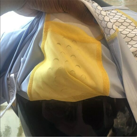 Nike Sphere React Mermaid Scale Back Top Medium - Picture 7 of 8